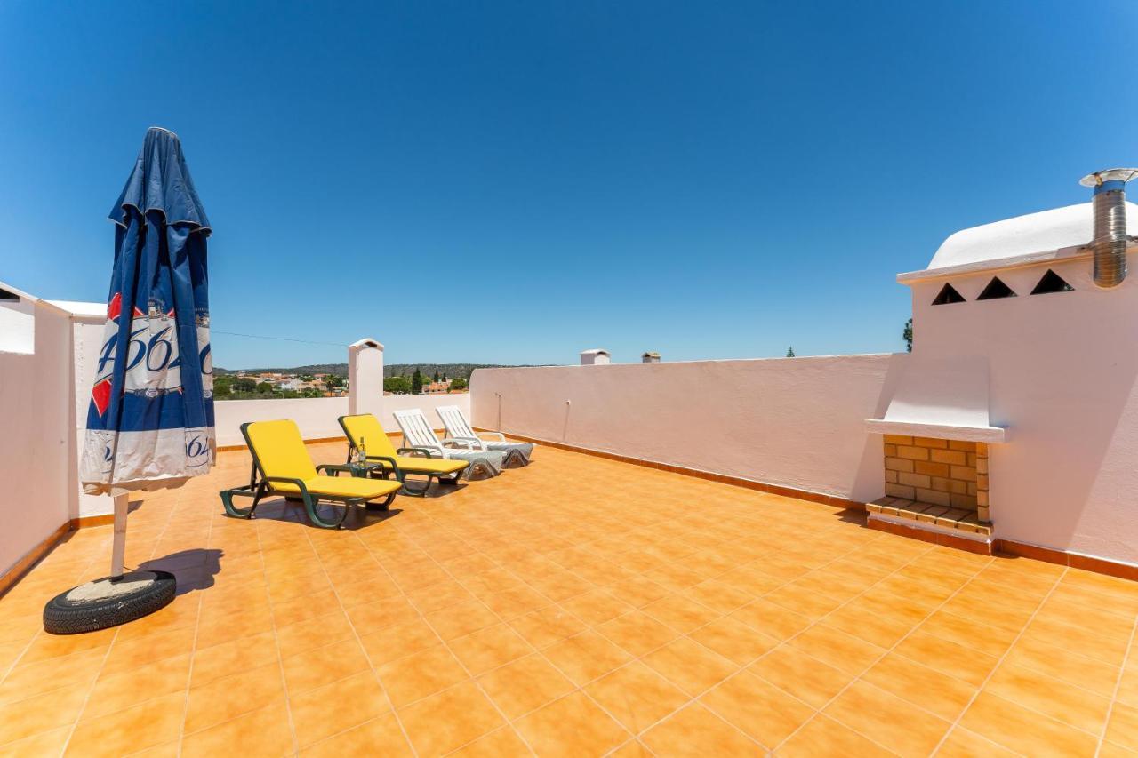 Апартаменты Pine Trees Penthouse Ольюш-ди-Агуа  Экстерьер фото
